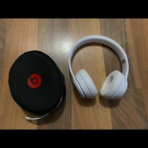 White Beats 3